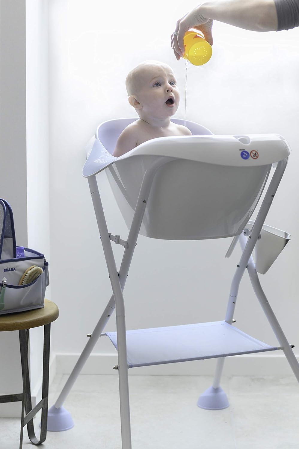 Baignoire Ergonomique 1ER ÂGE: Texture antidérapante et douce au toucher